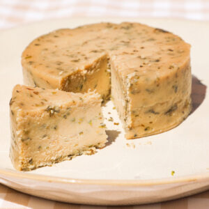 Queso Firme de Cajú con Orégano